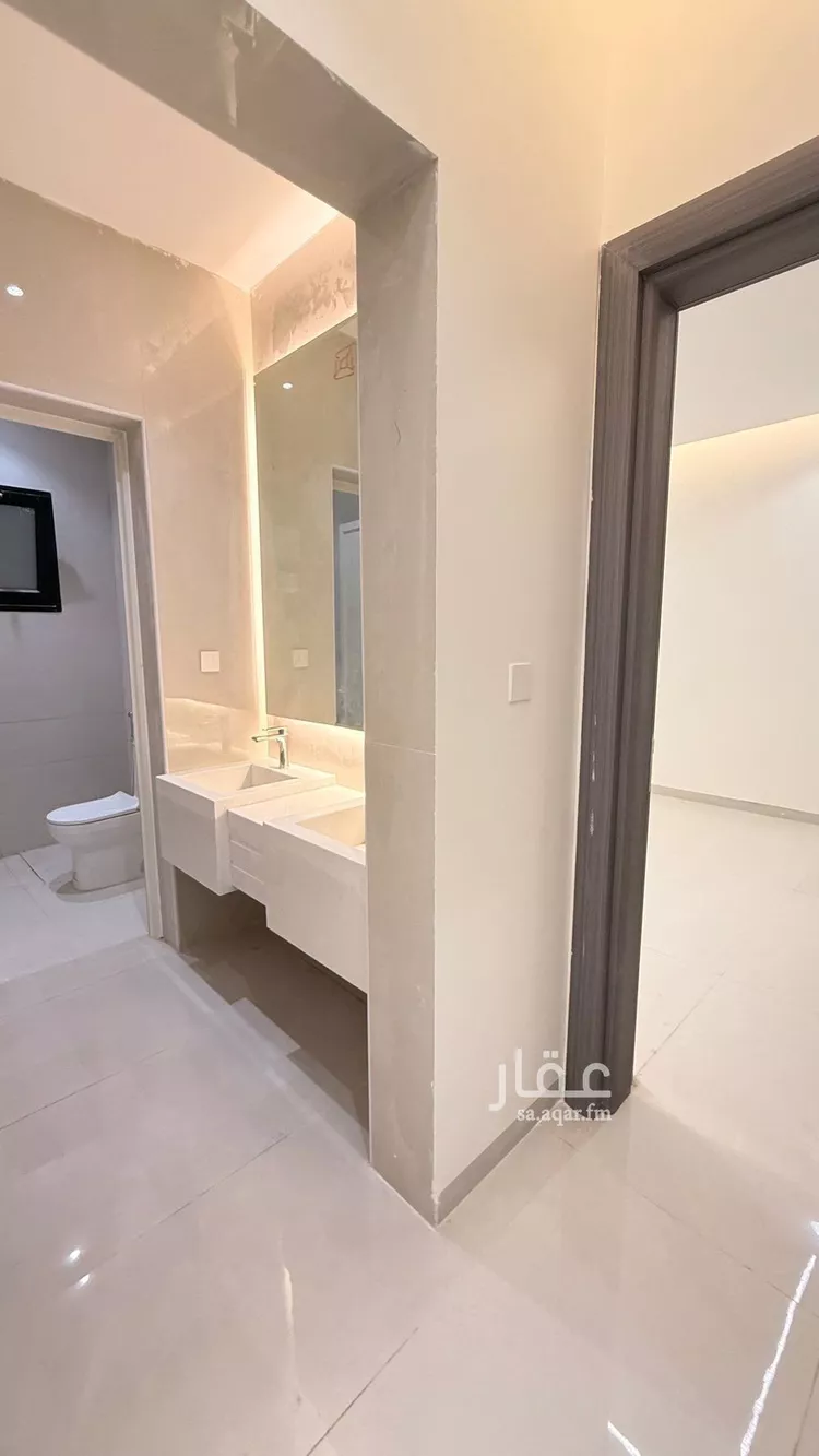 Apartment for Sale in Dammam King Fahd 14