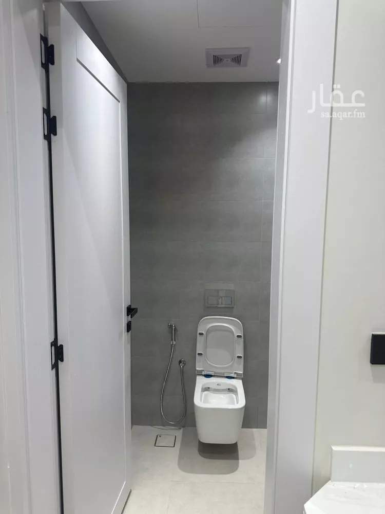 عمارة للبيع في حي البحر, مدينة الخبر, المنطقة الشرقية صورة 4