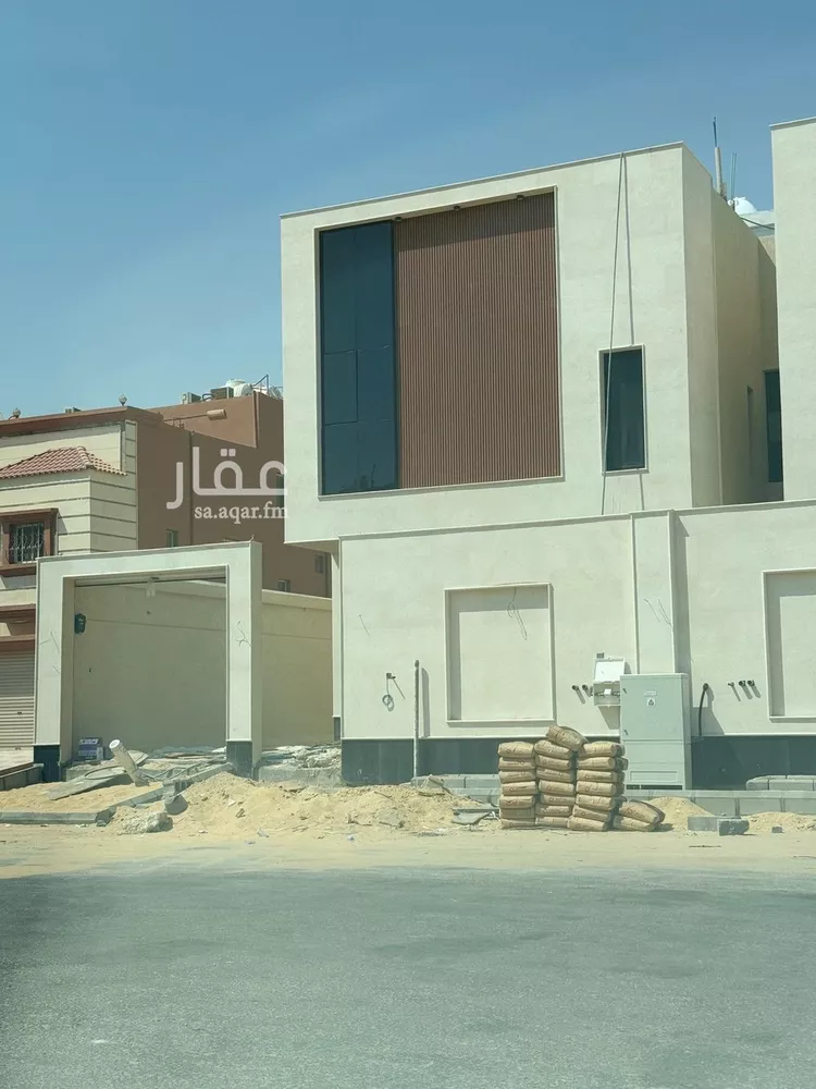 فيلا للبيع في شارع اسماعيل بن ابي المهاجر, حي ضاحية الملك فهد, مدينة الدمام, المنطقة الشرقية صورة 5