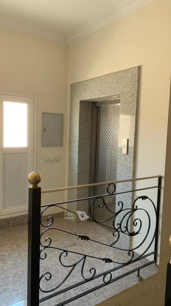 Commercial Office for Rent in Riyadh Al Yasmin