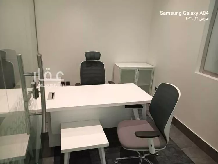 Commercial Office for Rent in Riyadh Hittin صورة 3