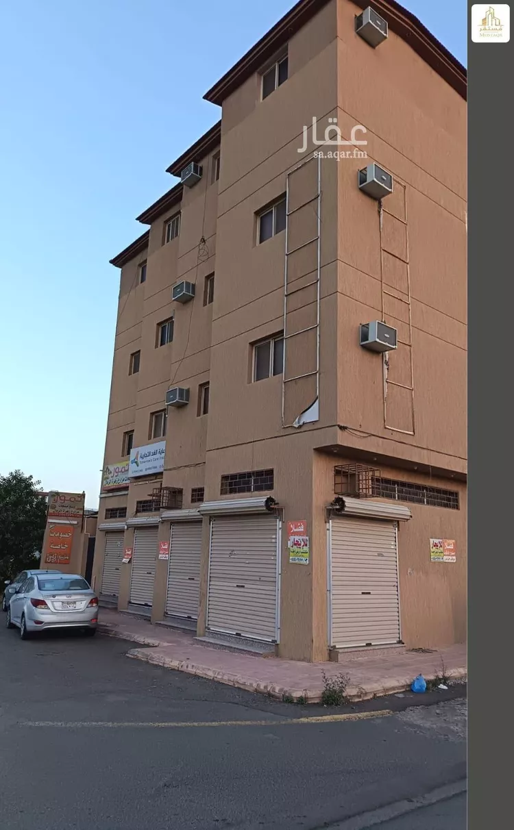 عمارة للبيع في شارع العيساوية, حي البادية, مدينة حائل, منطقة حائل