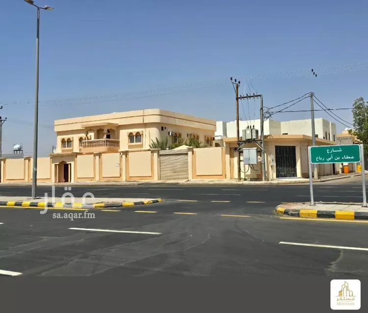 فيلا للبيع في شارع الطلعه, حي أجا, مدينة حائل, منطقة حائل