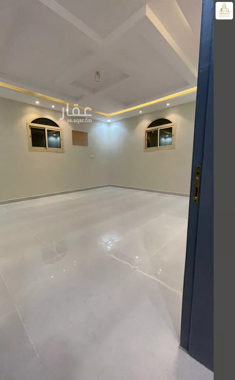 فيلا للبيع في شارع علي ابن طلق اليمامي, حي الخزامى, مدينة حائل, منطقة حائل صورة 2