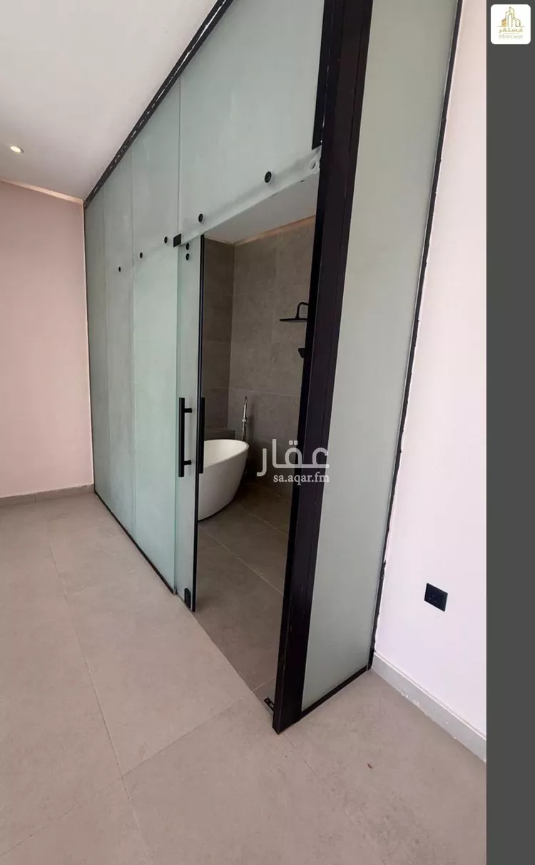 Building for Rent in Hail Al Mahattah 13
