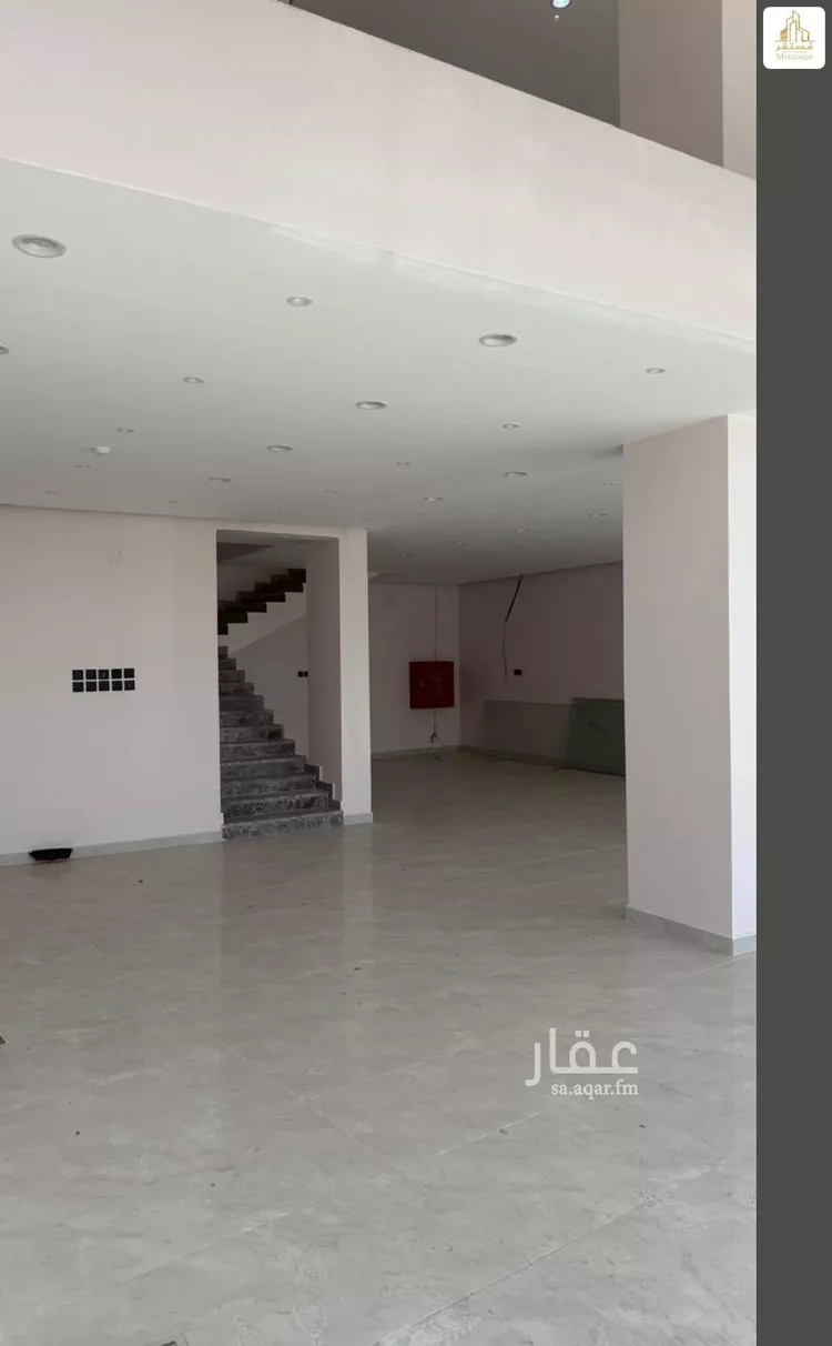 عمارة للإيجار في شارع حسن المدني, حي المحطة, مدينة حائل, منطقة حائل صورة 2