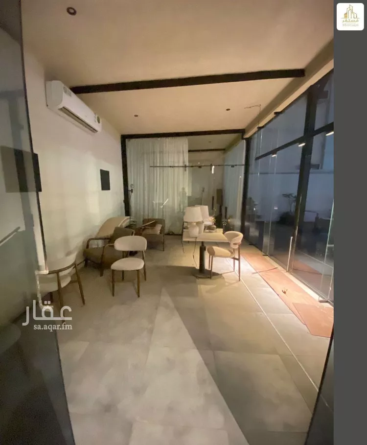 محل للإيجار في شارع طريــق الملك فهــد بن عبد العزيــز الفرعى, حي الورود, مدينة حائل, منطقة حائل صورة 2