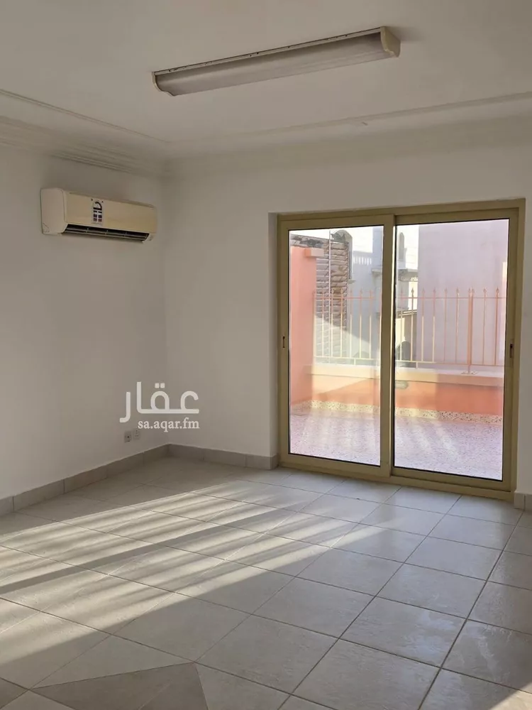 فيلا للإيجار في شارع المطلب بن ازهر, حي الشاطئ, مدينة جدة, منطقة مكة المكرمة صورة 2