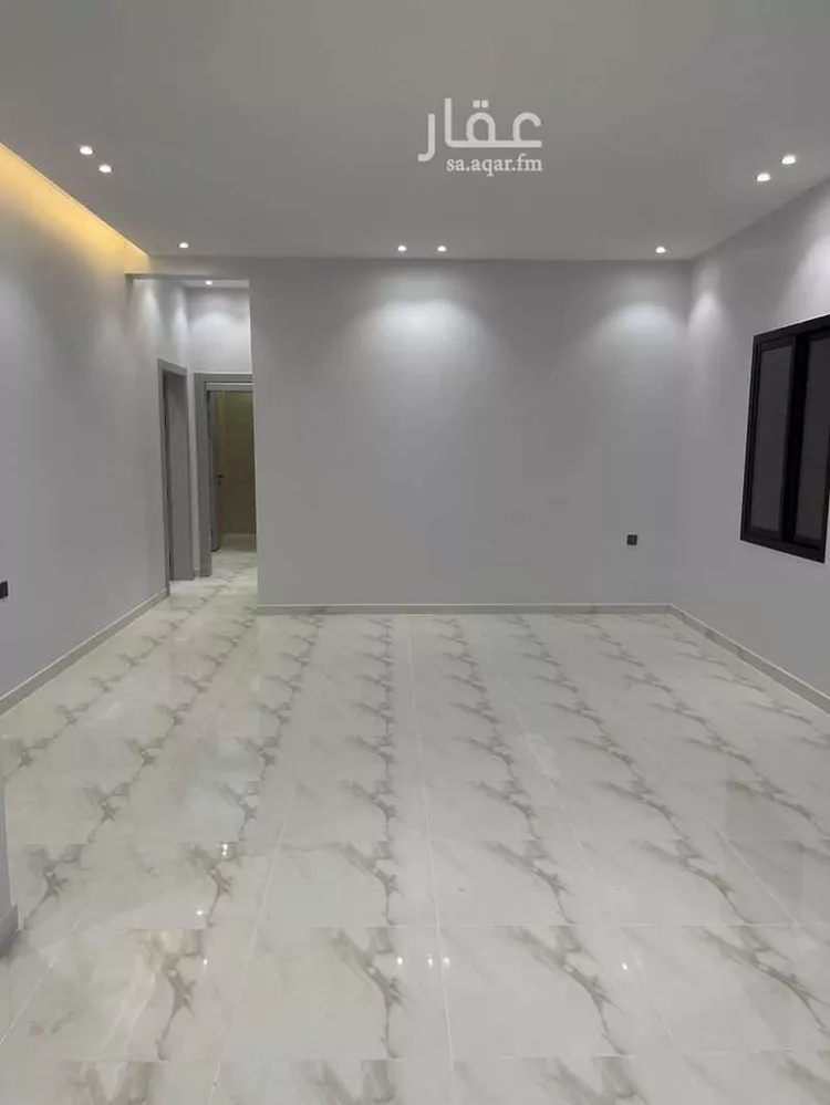 دور للبيع في شارع نهاوند, حي العزيزية, مدينة الرياض, منطقة الرياض صورة 2