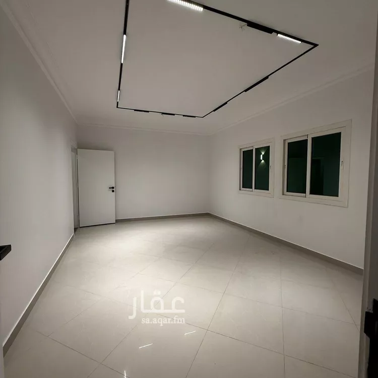 فيلا للبيع في شارع لطف بن سعد السميني, حي المروج, مدينة الرياض, منطقة الرياض صورة 5