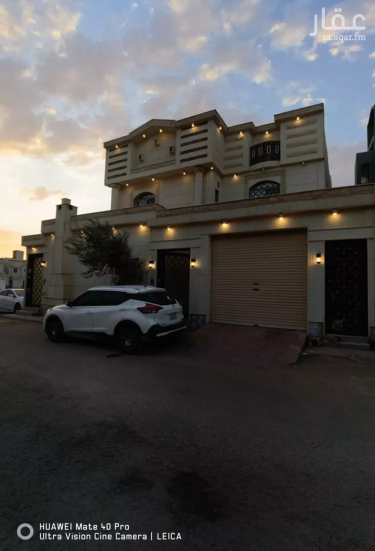 فيلا للبيع في شارع عبدالعزيز الأحيدب, حي الرمال, مدينة الرياض, منطقة الرياض