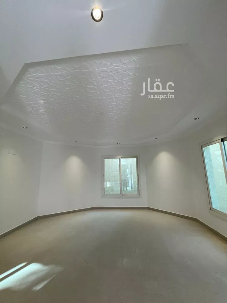 فيلا للبيع في شارع لطف بن سعد السميني, حي المروج, مدينة الرياض, منطقة الرياض صورة 5