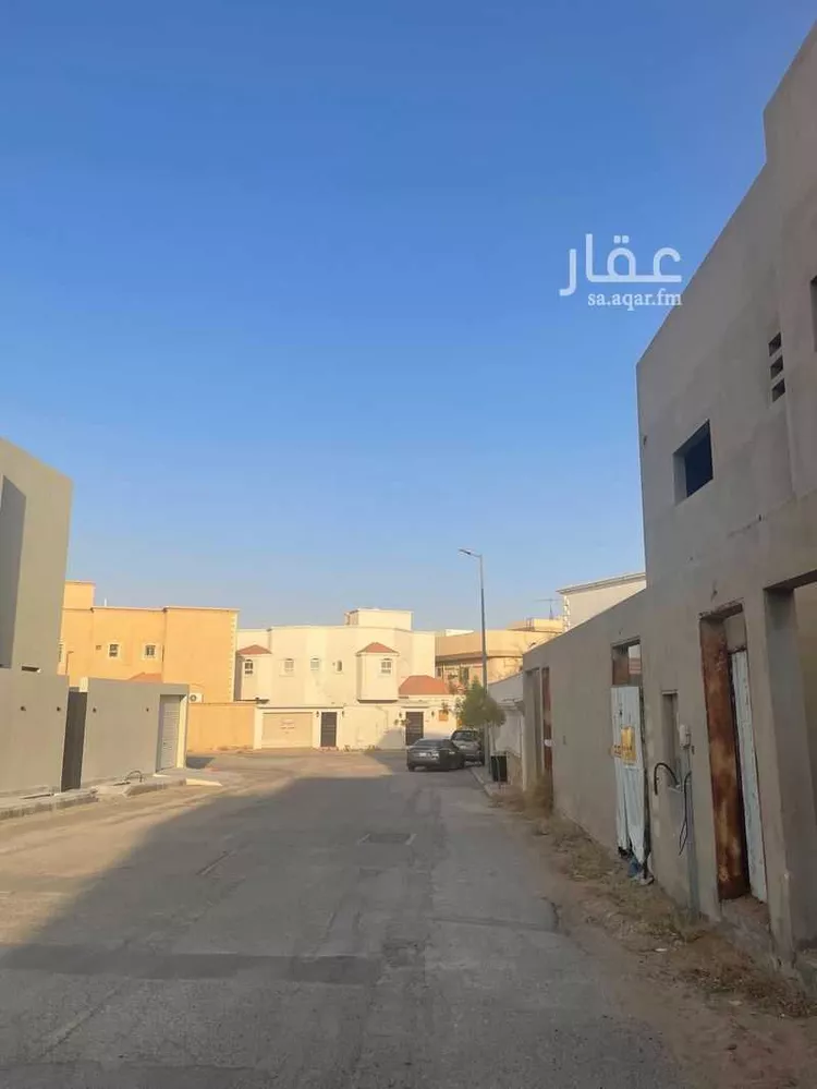 فيلا للبيع في شارع ابي العلاء اليمني, حي الريان, مدينة عنيزة, منطقة القصيم صورة 2