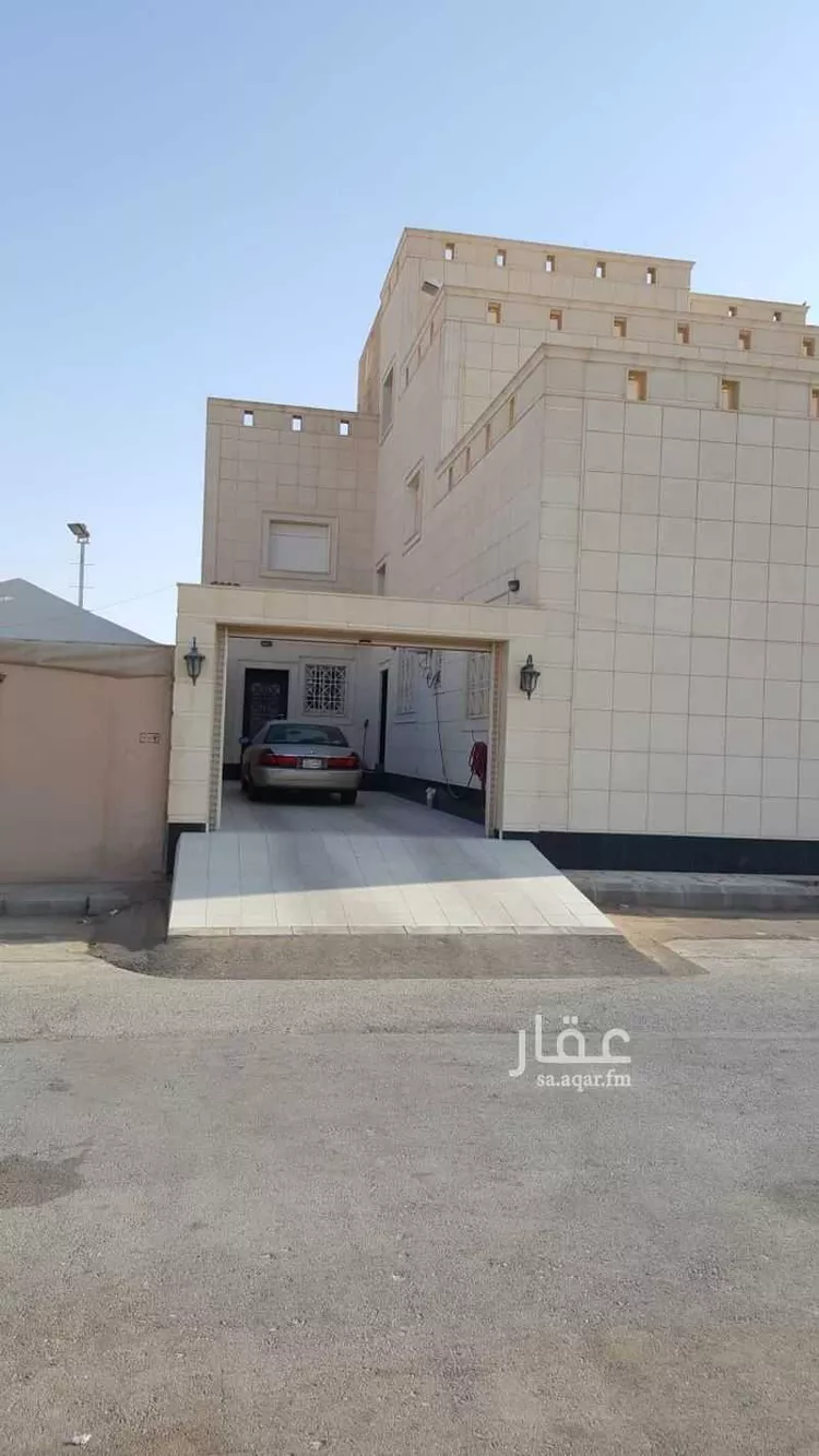 فيلا للبيع في شارع قريبة من شارع صلاح الدين الايوبي, حي المروج, مدينة عنيزة, منطقة القصيم صورة 4