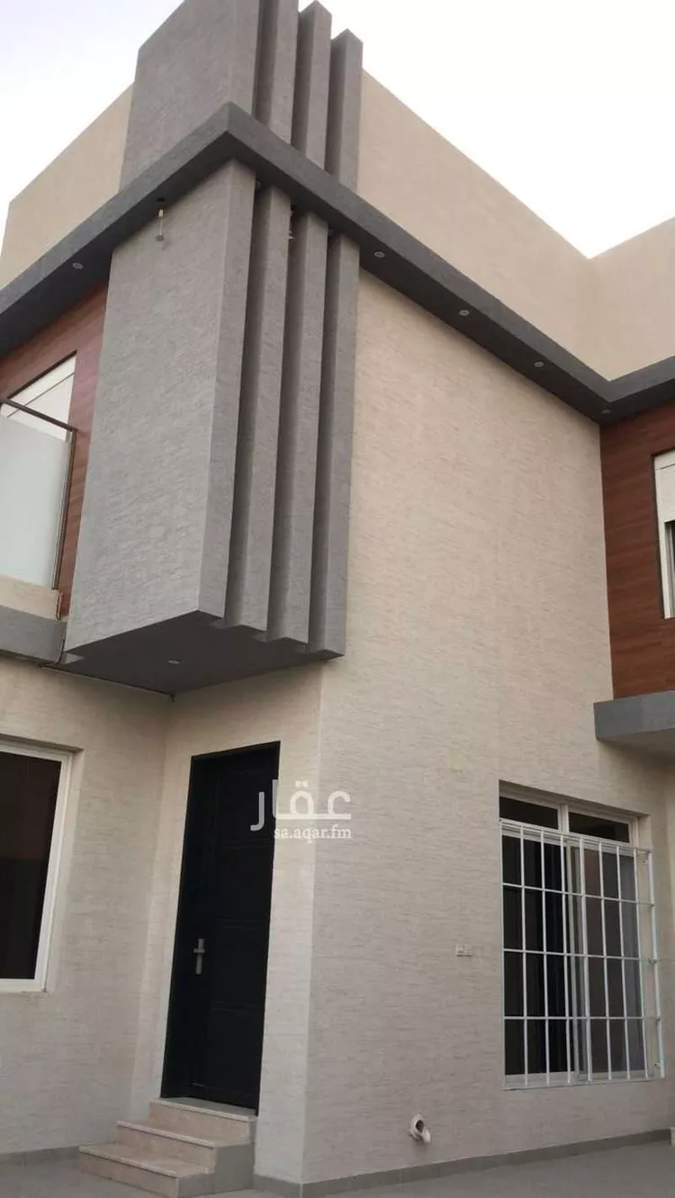 فيلا للبيع في شارع عبد القادر بن النقيب, حي الريان, مدينة عنيزة, منطقة القصيم صورة 3