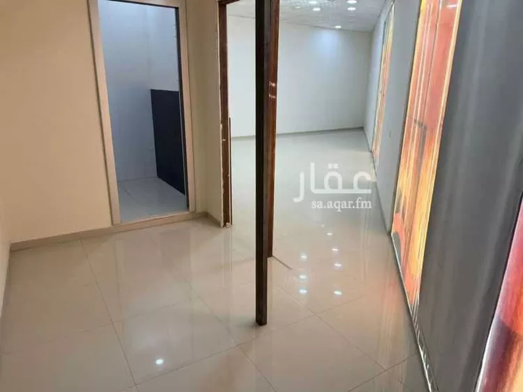 محل للإيجار في شارع ابي بكر الصديق الفرعي, حي التعاون, مدينة الرياض, منطقة الرياض صورة 4