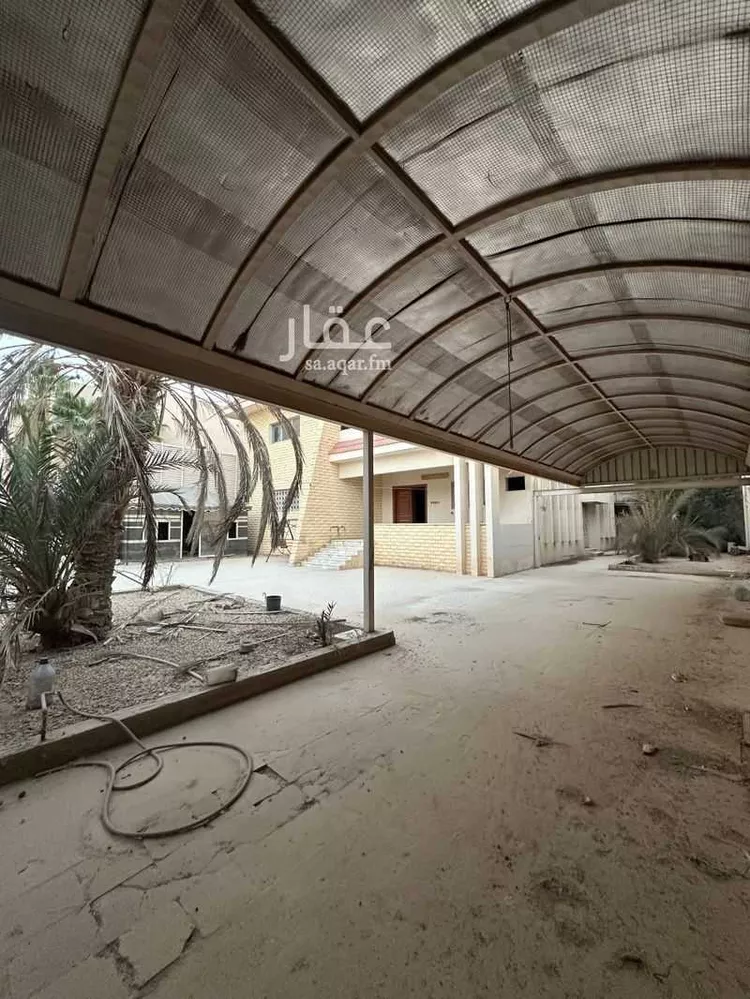 فيلا للبيع في شارع ساجر الرفدي, حي الملك فهد, مدينة الرياض, منطقة الرياض صورة 2