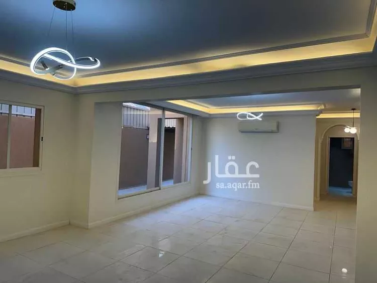 فيلا للإيجار في شارع عبدالله فكري, حي التعاون, مدينة الرياض, منطقة الرياض صورة 3