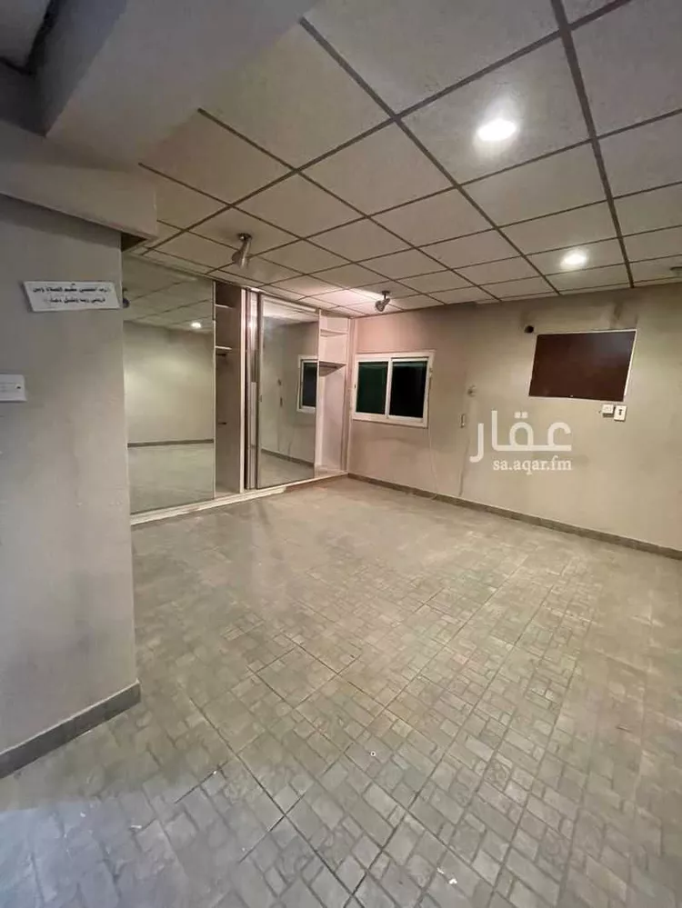 فيلا للإيجار في شارع الربيع بن أنس, حي العليا, مدينة الرياض, منطقة الرياض صورة 4