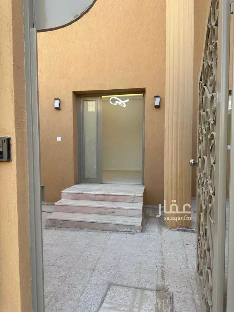 فيلا للبيع في شارع عبدالله فكري, حي التعاون, مدينة الرياض, منطقة الرياض صورة 3