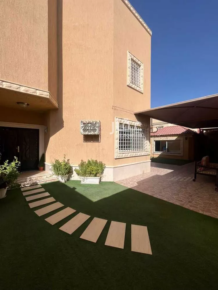 فيلا للبيع في شارع زيد بن خارجة, حي الزهرة, مدينة الرياض, منطقة الرياض 1 صورة