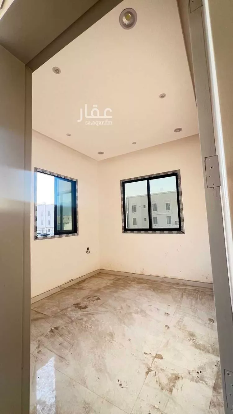 عمارة للبيع في شارع جبل الأرام, حي ظهرة لبن, مدينة الرياض, منطقة الرياض صورة 2
