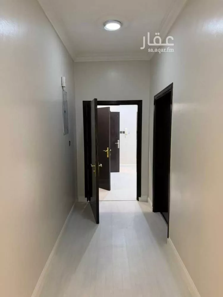 شقة للإيجار في شارع رقم 308, حي ظهرة لبن, مدينة الرياض, منطقة الرياض صورة 2