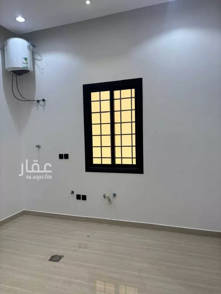 عمارة للبيع في شارع الجوز, حي ظهرة لبن, مدينة الرياض, منطقة الرياض صورة 4