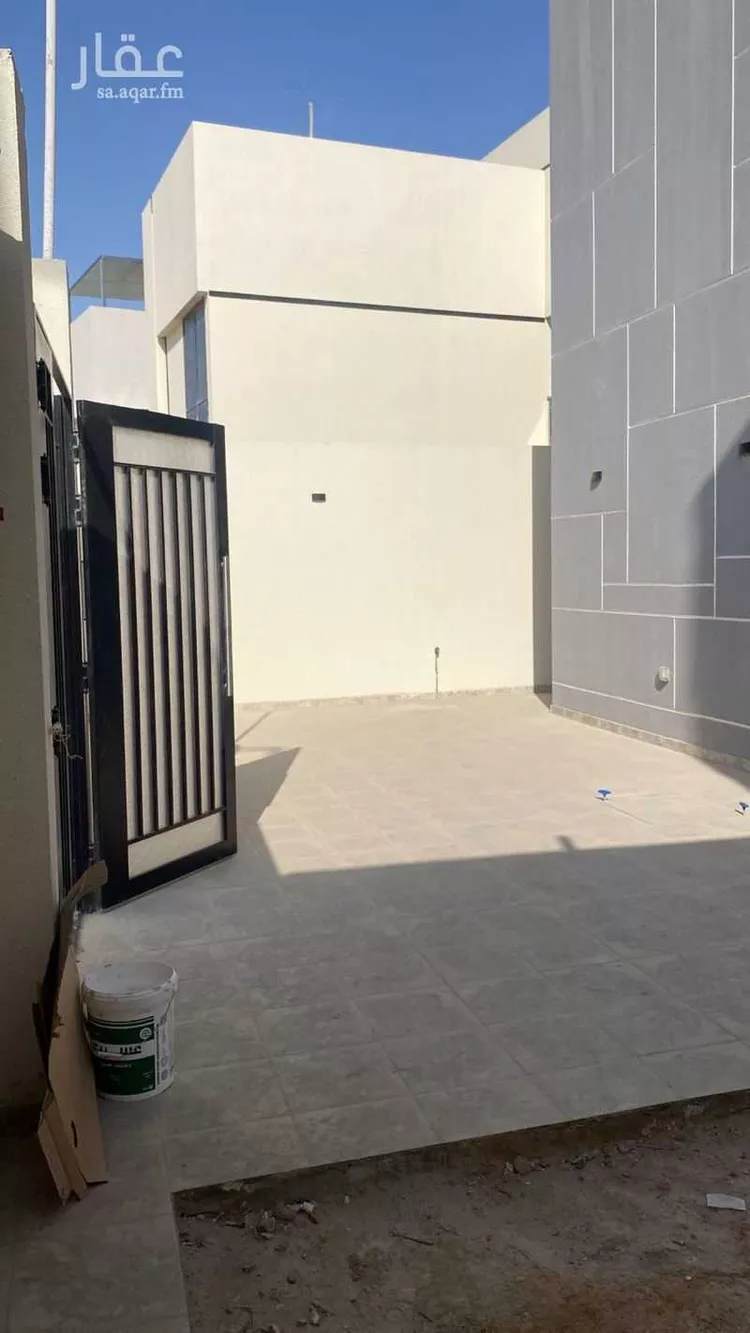 فيلا للإيجار في شارع عبدالله ابن سعود ابن عبدالعزيز ، حي الجنادرية ، الرياض ، منطقة الرياض صورة 3