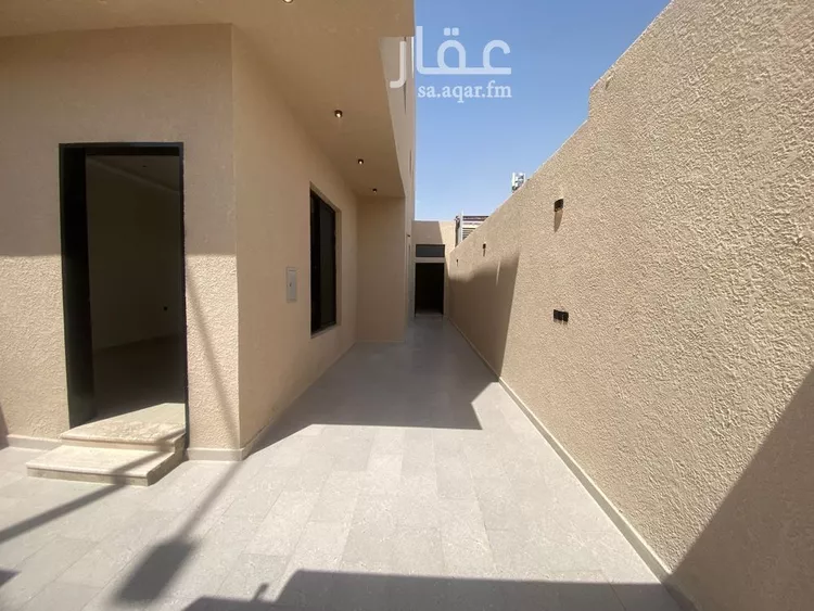 فيلا للبيع في شارع الشقور, حي شبرا, مدينة الرياض, منطقة الرياض صورة 2