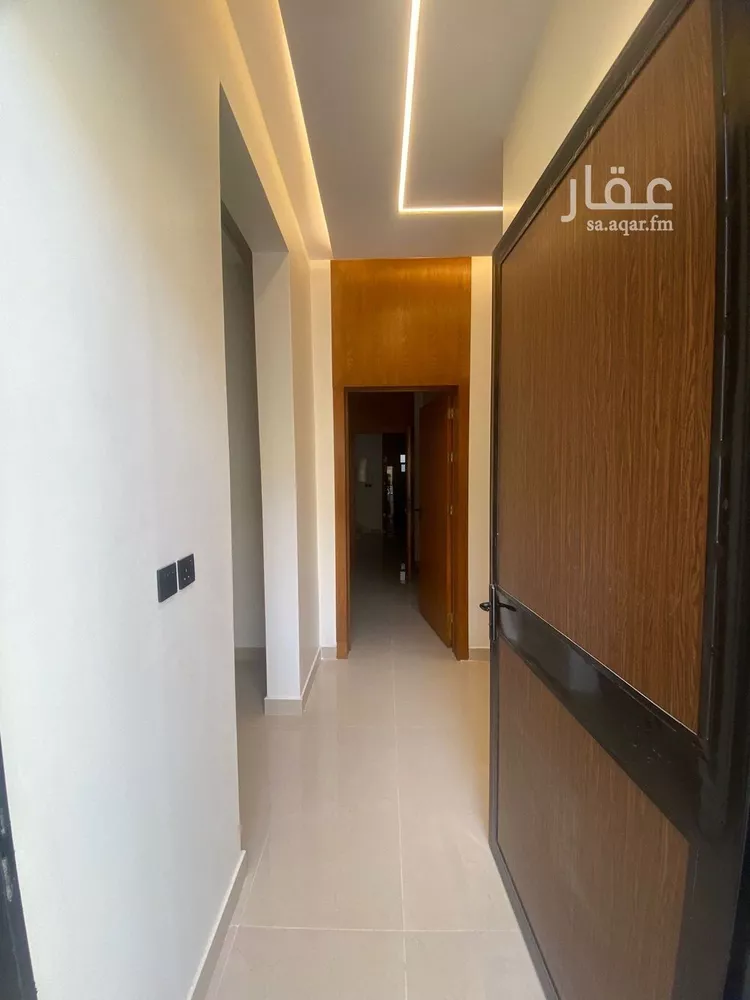 فيلا للبيع في شارع شجوي, حي العريجاء الغربي, مدينة الرياض, منطقة الرياض صورة 3