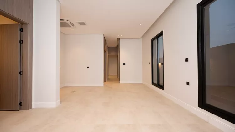 Floor for Sale in Riyadh King Fahd 2
