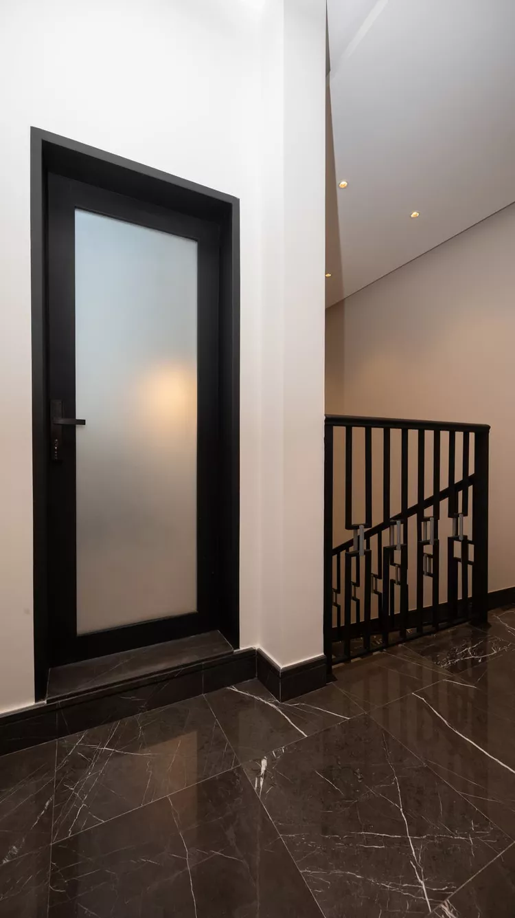Floor for Sale in Riyadh King Fahd 7