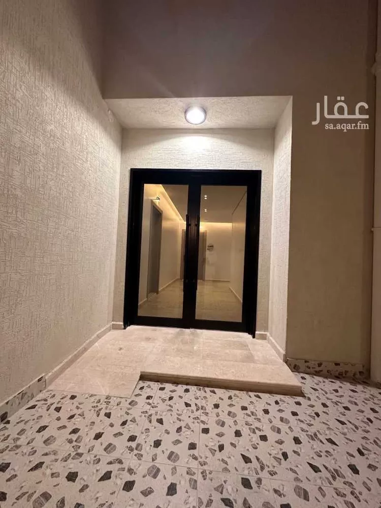 شقة للبيع في شارع عبد الرحمن بن معمر الانصاري, حي الدفاع, مدينة المدينة المنورة, منطقة المدينة المنورة 6