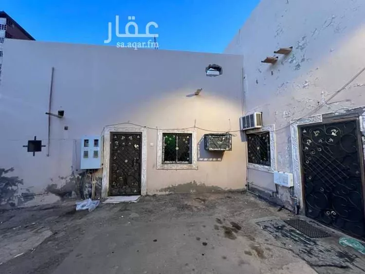 دور للبيع في شارع طلق ابن يزيد, حي عروة, مدينة المدينة المنورة, منطقة المدينة المنورة صورة 2