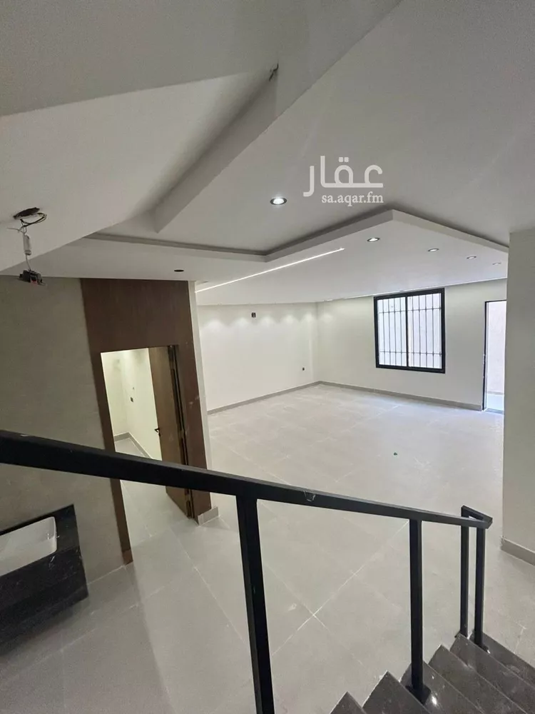 فيلا للإيجار في شارع تمام بنت الحسين, حي عكاظ, مدينة الرياض, منطقة الرياض صورة 3