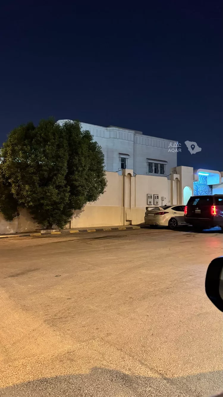 فيلا للبيع في شارع عواد, حي عليشة, مدينة الرياض, منطقة الرياض 5