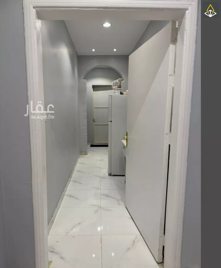 فيلا للبيع في شارع المعتصم, حي الخليج, مدينة الرياض, منطقة الرياض صورة 5