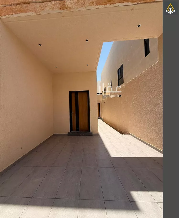 Floor for Sale in Riyadh Al Janadriyah صورة 4