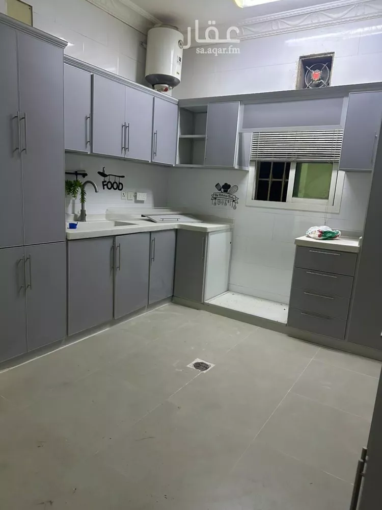 شقة للإيجار في شارع عبدالمنعم قاضي, حي المعيزيلة, مدينة الرياض, منطقة الرياض صورة 2