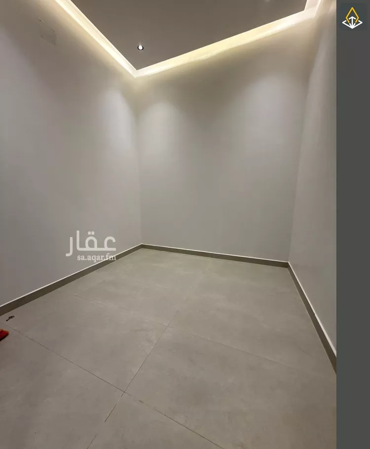 Floor for Sale in Riyadh Al Janadriyah صورة 3