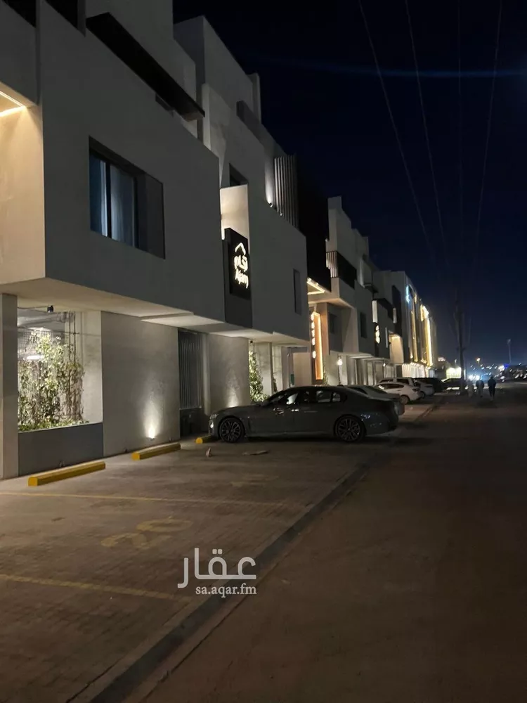 فيلا للبيع في شارع عبدالله بن حبان, حي الرمال, مدينة الرياض, منطقة الرياض صورة 4