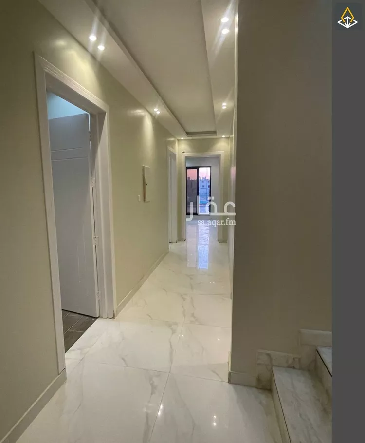 فيلا للإيجار في شارع عبدالرحمن بن عبدالله الخريف, حي الرمال, مدينة الرياض, منطقة الرياض صورة 4