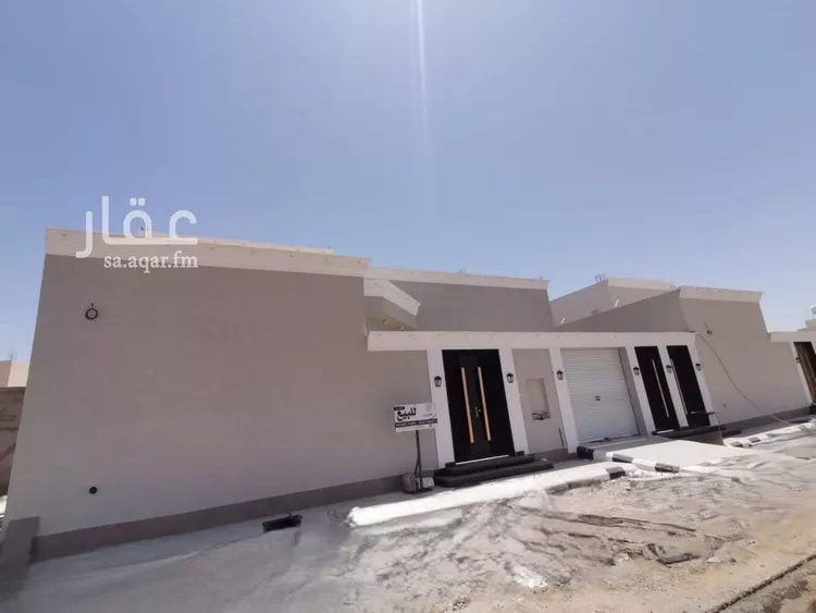 دور للبيع في شارع حاطب بن عمرو بن عتيك, حي المدائن, مدينة حائل, منطقة حائل