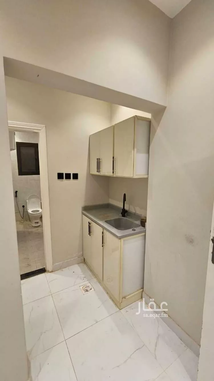 شقة للإيجار في شارع البهاء زهير, حي الملك فيصل, مدينة الرياض, منطقة الرياض صورة 2