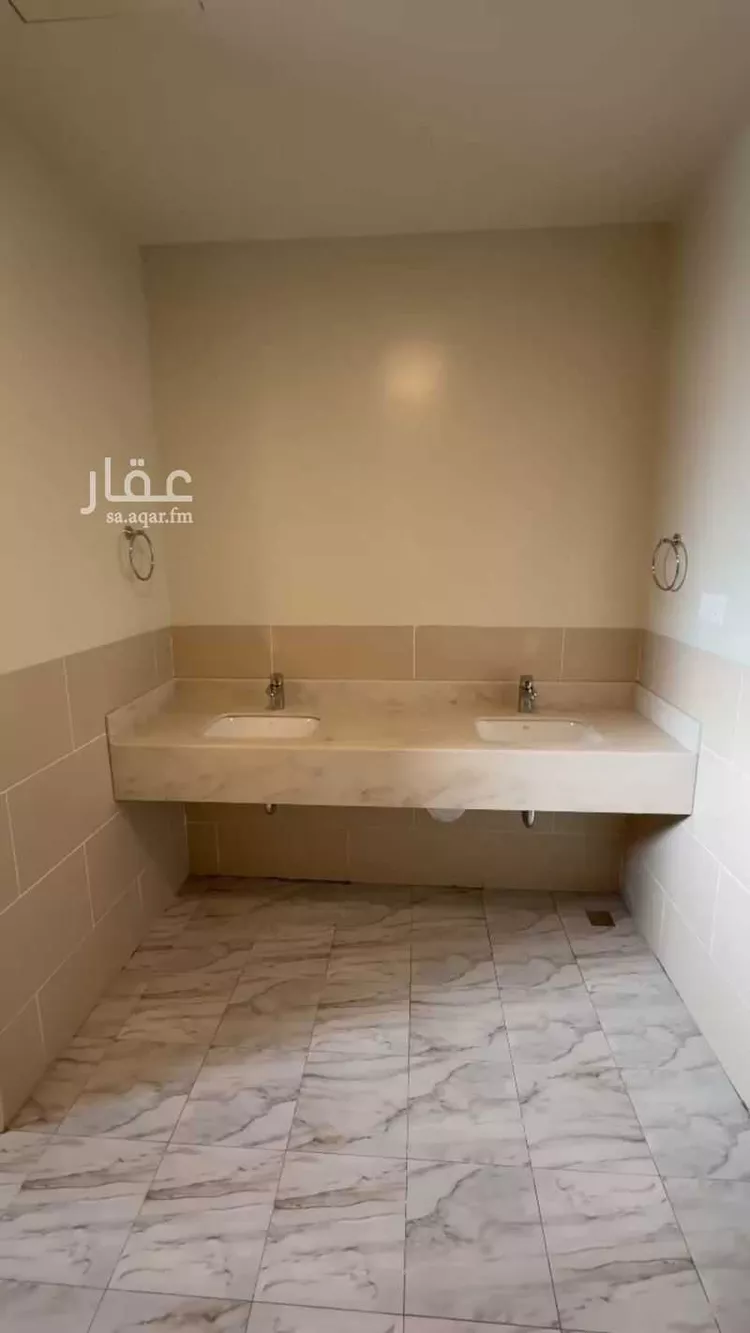 فيلا للبيع في شارع عنيزة, حي الظهران, مدينة الظهران, المنطقة الشرقية صورة 2