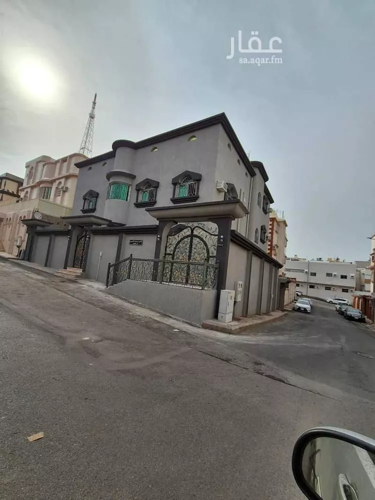 فيلا للبيع في شارع ميسرة العبسى, حي القطبية الشرقية, مدينة امارة منطقة مكة المكرمة - الطائف, منطقة مكة المكرمة
