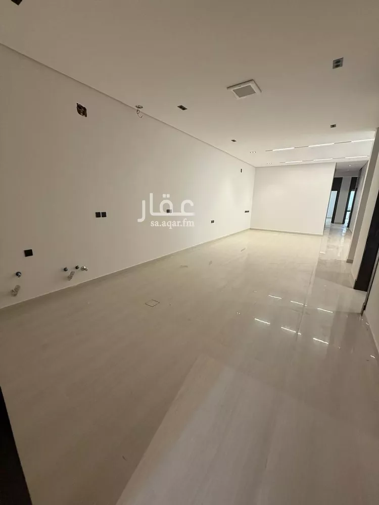 دور للبيع في حي عكاظ, مدينة الرياض, منطقة الرياض صورة 2