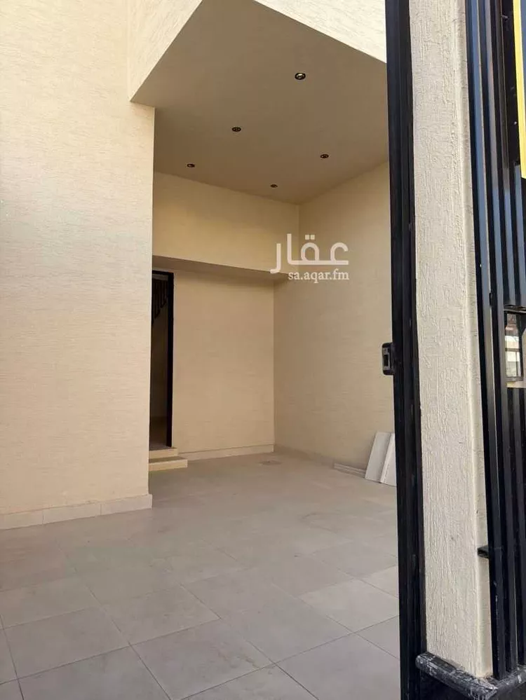 دور للبيع في شارع باب الشام, حي السويدي, مدينة الرياض, منطقة الرياض صورة 2
