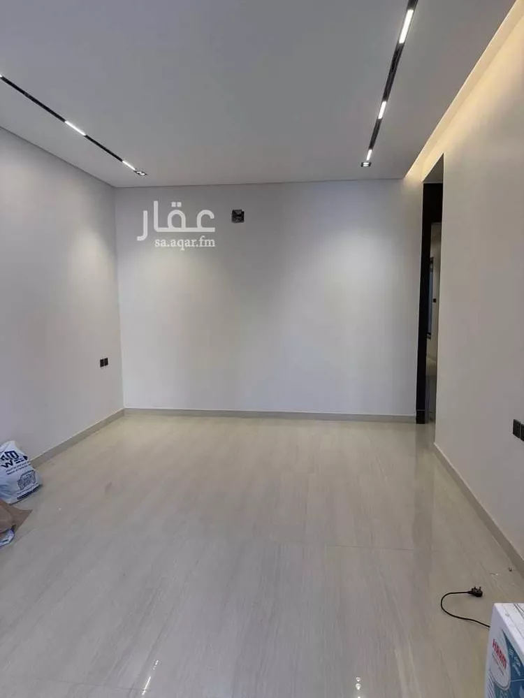 دور للبيع في شارع باب الشام, حي السويدي, مدينة الرياض, منطقة الرياض صورة 3